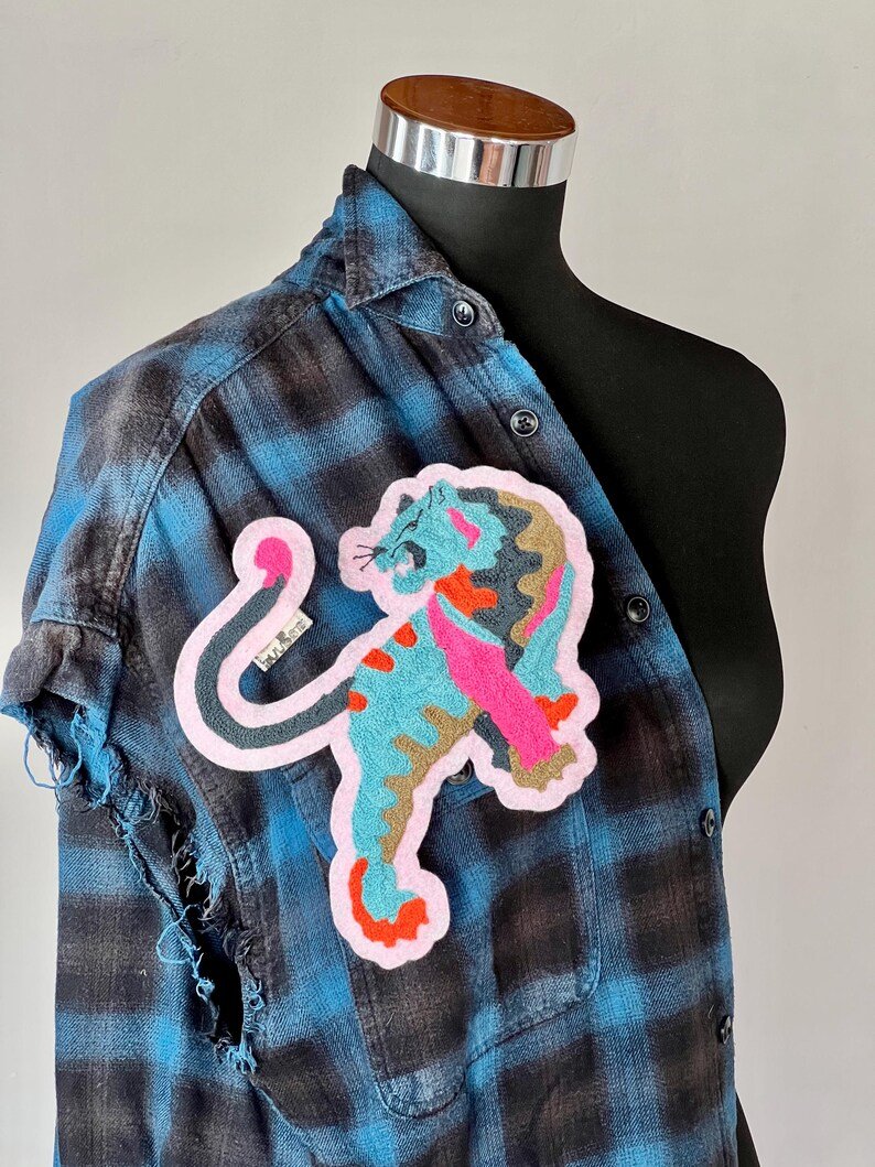 il 794xn.7245496693 202x Ajoutez une touche unique à vos tenues avec ce patch tigre rugissant brodé multicolore, idéal sur chemise en flanelle. Marque buuBoo