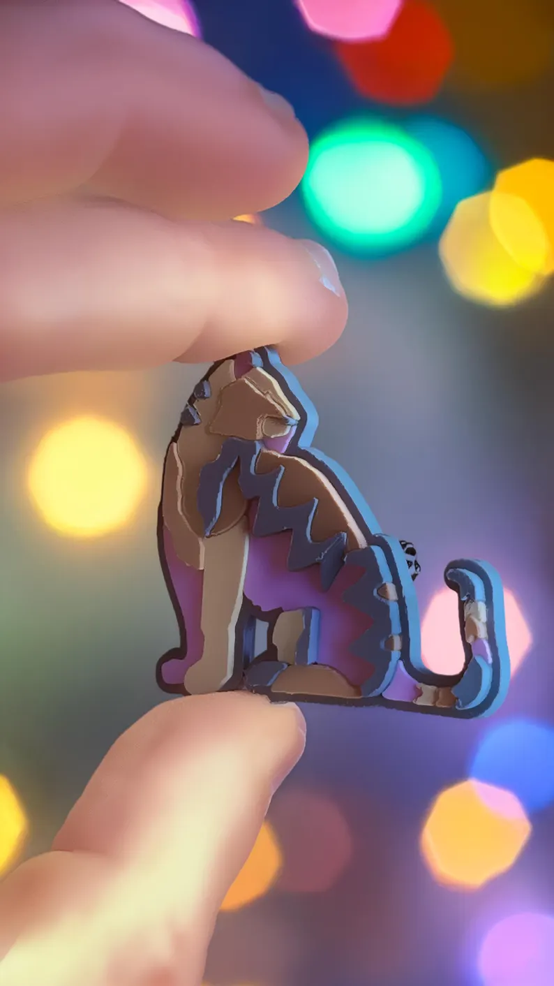 il 794xn.7429502074 awfa.jpg Sublime broche chat tigresse 3D en PLA mat : un design animalier poétique parfait pour customiser vos accessoires du quotidien. Création artisanale buuBoo.